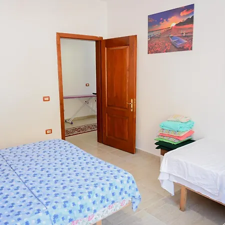 Apartment Holidays *