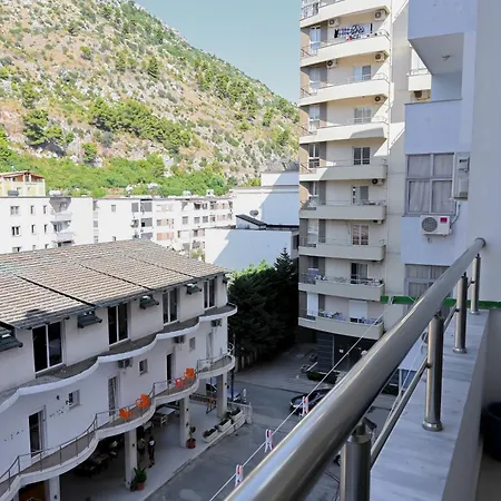 Holidays Apartment *